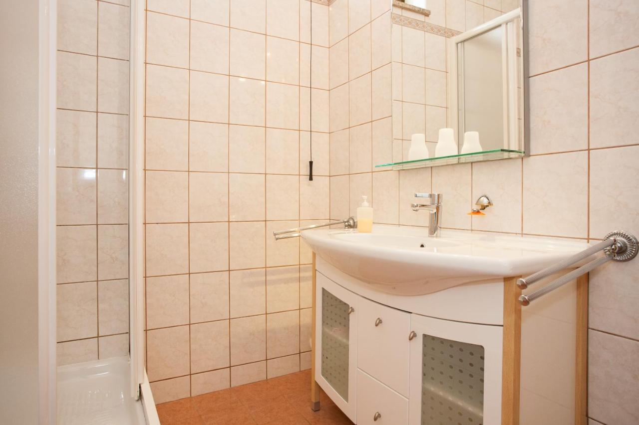 Apartments Dino Krk Town Extérieur photo